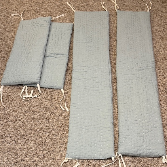 Light Blue / green Quilted Crib Bedding set - Picture 2 of 3